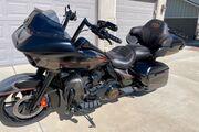 Picture 2 - 2017 Harley-Davidson Touring, Black motorbike