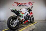 Picture 2 - 2018 Aprilia RSV4 RF LE motorbike
