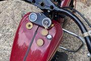 Picture 5 - 1932 Indian Chief motorbike