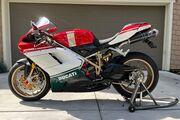 Picture 4 - 2007 Ducati Superbike motorbike