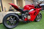 Picture 3 - 2019 Ducati Panigale V4S motorbike