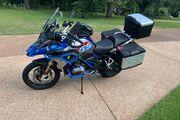 Picture 3 - 2017 BMW R-Series, Blue motorbike