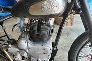 Picture 3 - 1958 Indian Trailblazer 700cc motorbike
