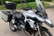 Picture 6 - BMW R1200GS Iconic 2016 fully equipped for touring, low mileage motorbike