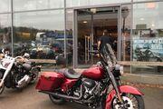 Picture 7 - 2018 Harley-Davidson® FLHRXS - Road King® Special Red Flake motorbike