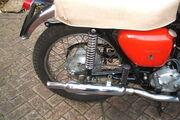 Picture 7 - 1957 Ariel 350 NH Red Hunter in really nice order, first kick starter motorbike