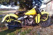 Picture 2 - 1954 Harley-Davidson motorbike