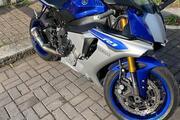 Picture 2 - Yamaha R1 2015 motorbike