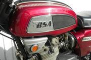 Picture 10 - BSA Rocket 3 750cc 1969 matching numbers motorbike