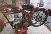 Picture 8 - 1940 Triumph 3HW motorbike