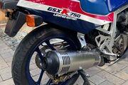 Picture 2 - 1986 Suzuki GSX-R, VIN JS1GR75A9G2106213 motorbike