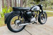 Picture 3 - 1961 BSA B40 Star 350 motorbike