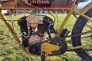 Picture 5 - 1930 Harley-Davidson motorbike