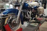 Picture 2 - 1962 Harley-Davidson motorbike