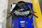 Picture 5 - 2005 Yamaha YZF-R motorbike