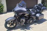 Picture 3 - 2020 Harley-Davidson Touring, Gray for sale motorbike