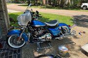 Picture 7 - 2021 Harley-Davidson Touring, Hi-Fi Blue, Black Denim & Birch White motorbike