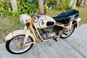 Picture 3 - 1965 BMW R-Series motorbike