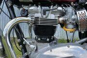 Picture 2 - 1970 Triumph Bonneville 650 motorbike
