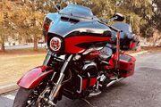 Picture 8 - 2017 Harley-Davidson Touring in Red motorbike