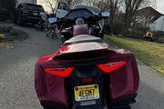 Picture 5 - 2018 Honda Gold Wing, Burgundy motorbike