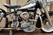 Picture 4 - 1962 Harley-Davidson Other, Black motorbike