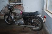 1964 Triumph Bonneville in Black