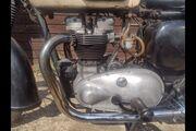 Picture 6 - Triumph T110 Barn Find Restoration Project Steve McQueen Tribute Bike Bonneville motorbike
