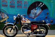 Picture 4 - 1968 BSA Lightning motorbike