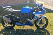 Picture 3 - 2021 Suzuki GSX-R600R4 Limited Edition Number 8/10 motorbike