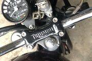 Picture 5 - Triumph Bonneville, burgundy motorbike