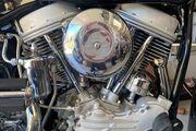 Picture 5 - 1952 Harley-Davidson Touring, Black motorbike