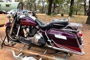 Picture 3 - HARLEY ROADKING CARBIE MODEL REGO TILL OCTOBER 96 BUILD motorbike