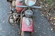 Picture 4 - 1939 Harley-Davidson 11H motorbike
