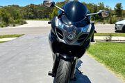 Picture 4 - Suzuki GSX R1000 motorbike