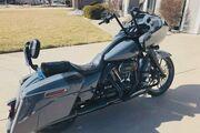 Picture 2 - 2018 Harley-Davidson Touring for sale motorbike