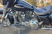 Picture 8 - 2018 Harley-Davidson Touring, Black for sale, VIN 1HD1KBC13JB646510 motorbike