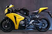 Picture 2 - Honda CBR 1000 RR-8 Fireblade Steve 