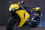 Picture 3 - Honda CBR 1000 RR-8 Fireblade Steve 