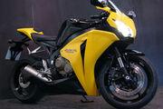 Picture 4 - Honda CBR 1000 RR-8 Fireblade Steve 