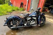 Picture 4 - 1941 Harley-Davidson in blue motorbike