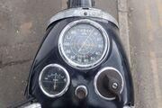 Picture 2 - Triumph 1949 pre-unit 500 T100 Sprung Hub, for restoration or god forbid spar motorbike