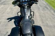 Picture 5 - 2018 Harley-Davidson Street Glide motorbike