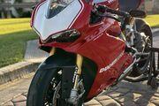 Picture 5 - 2016 Ducati Panigale R motorbike
