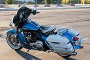 Picture 2 - 2021 Harley-Davidson Touring, in Blue motorbike