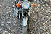 Picture 6 - Suzuki GT550 3-cylinder 2-Stroke 1976 runs shed find motorbike