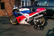 Picture 4 - RC30 VFR750R 1989 Rare bike, many expensive modifications motorbike