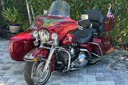 Picture 4 - 2000 Harley-Davidson Touring motorbike