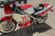 Picture 9 - 1985 Yamaha RZV500 RZ500 RD500 motorbike