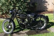Picture 2 - 1948 Velocette MAC 350 motorbike